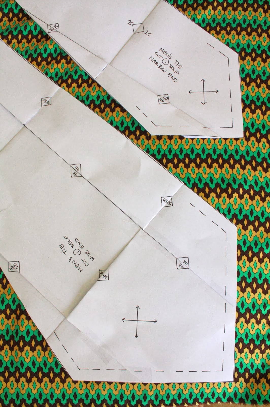 Nicole At Home Holiday Tie And Pocket Square For Your Man Nicole At Home Holiday Tie And Pocket Square For Your Man